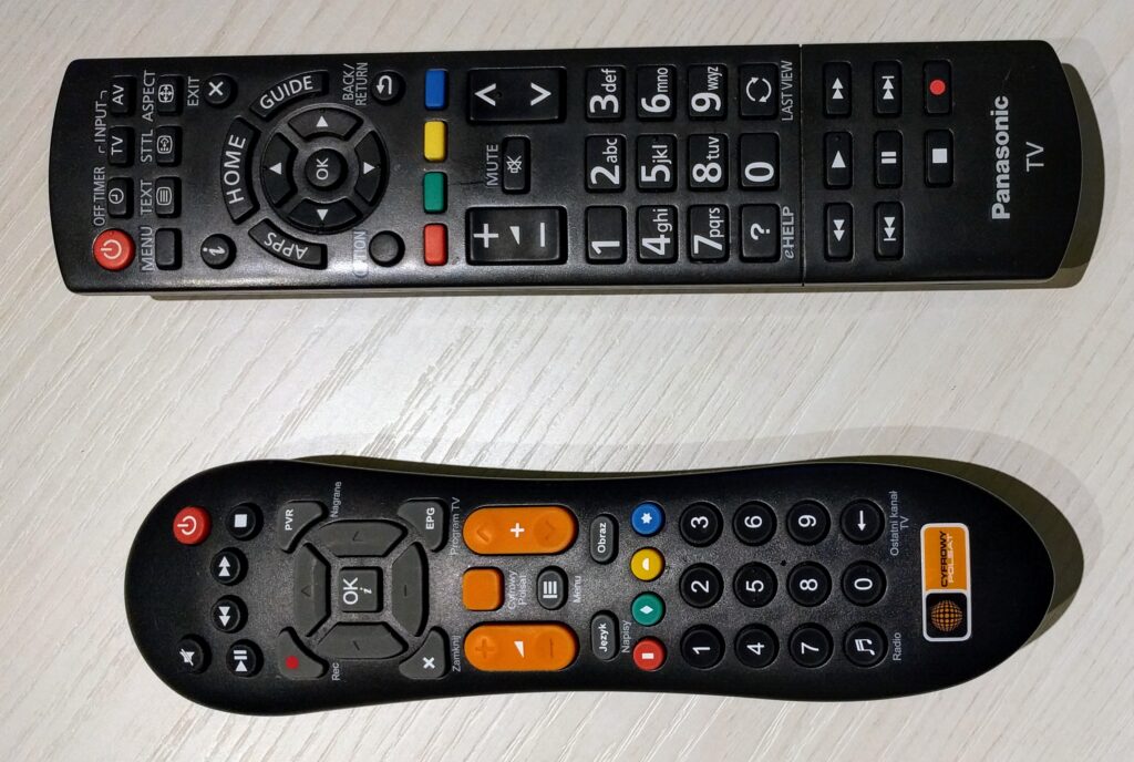 Broadlink RM Pro+ telecomando universale WiFi per TV, cancello, condizionatore