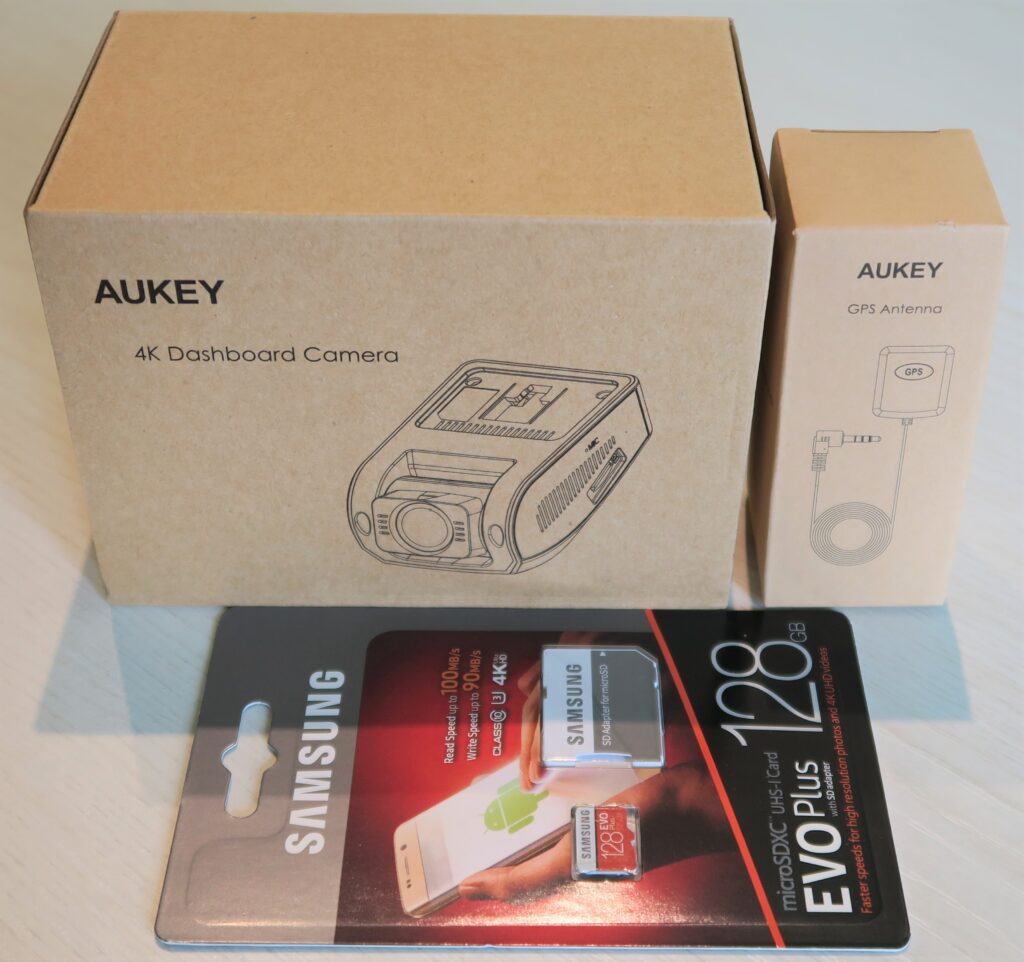 Unboxing Dash Cam Telecamera auto 4K Aukey DR02J