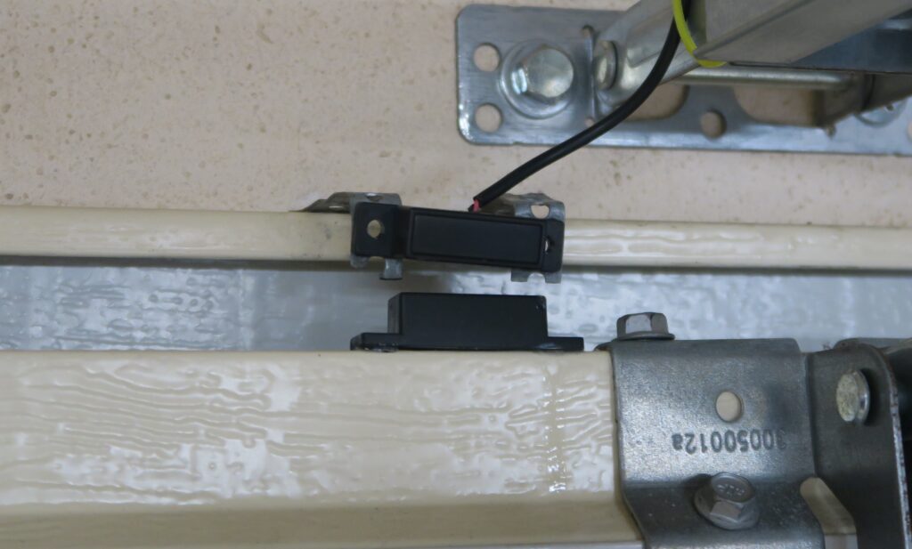Installazione apriporta garage WiFi Meross MSG100