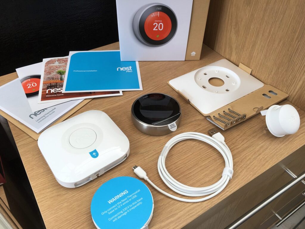 Unboxing Nest termostato