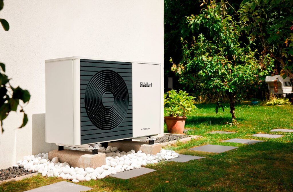 Vaillant aroTHERM plus